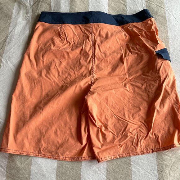 Patagonia Swim Shorts Men's Size 35 Hydropeak Boardshorts Orange - Picture 4 of 8
